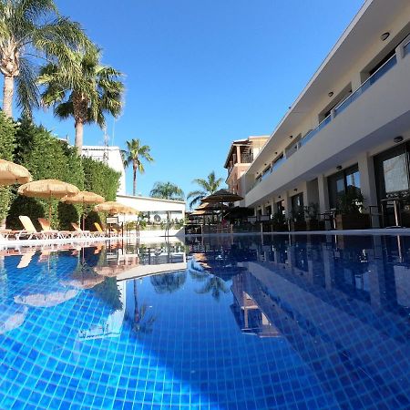 Plános Paradise Bar Apartments المظهر الخارجي الصورة