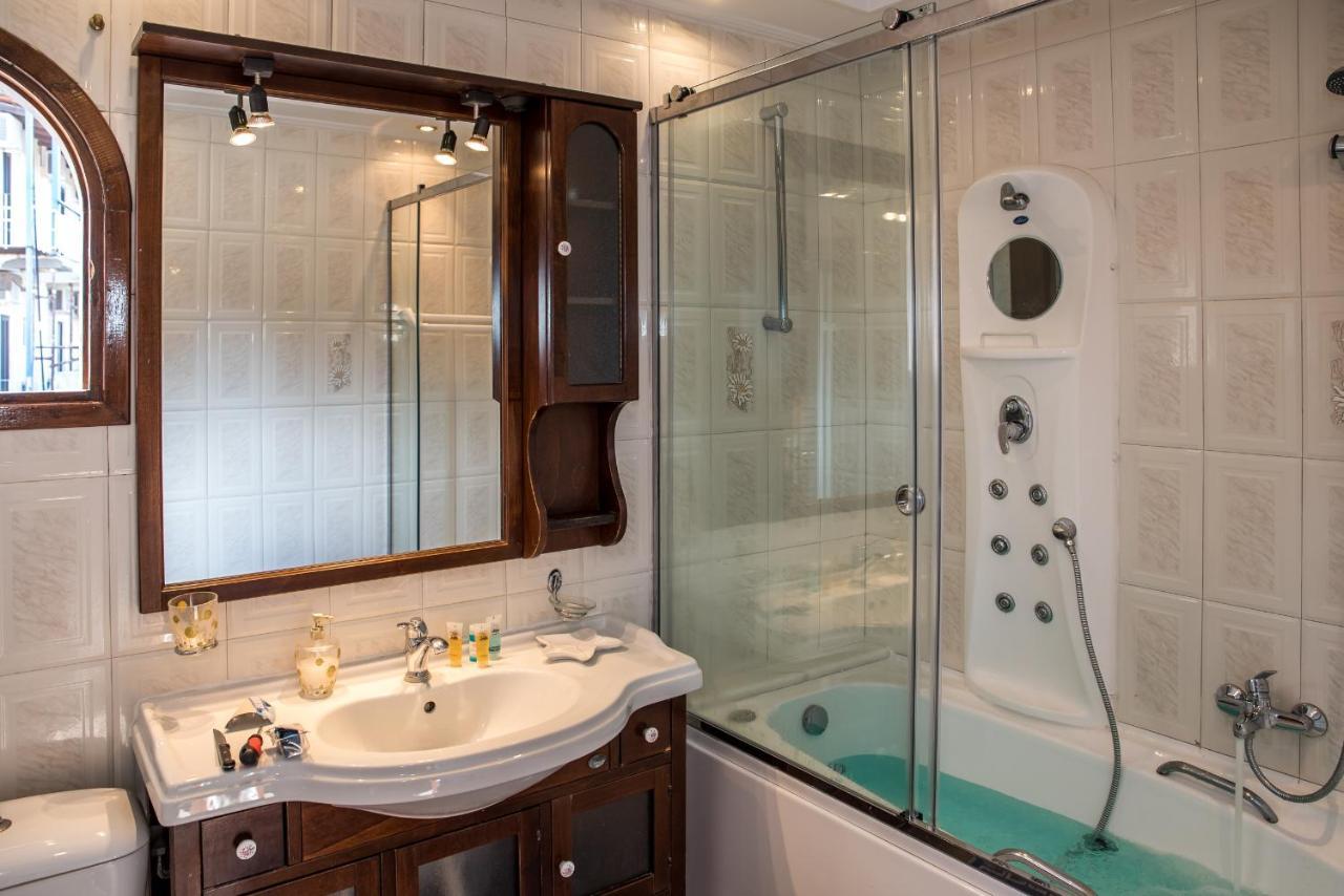Plános Paradise Bar Apartments المظهر الخارجي الصورة