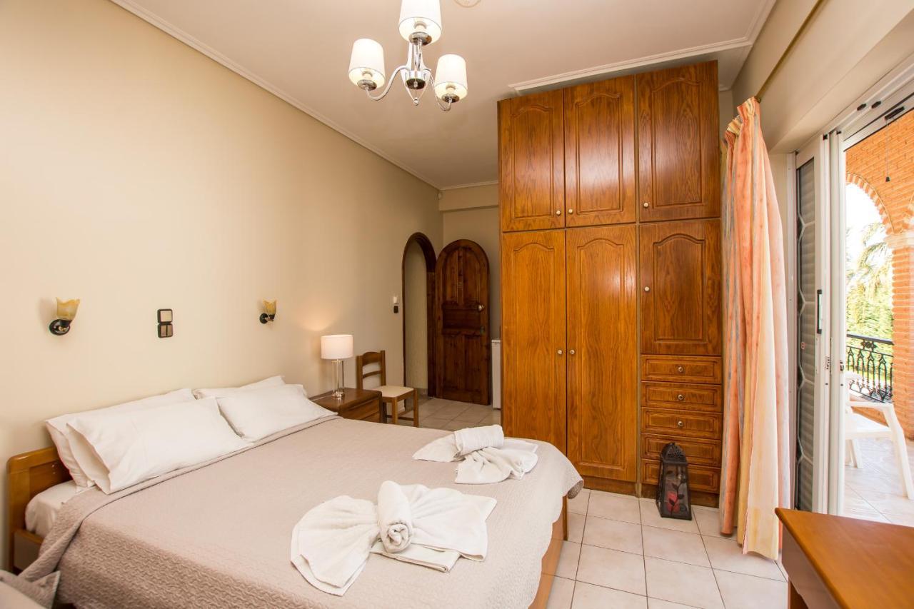 Plános Paradise Bar Apartments المظهر الخارجي الصورة